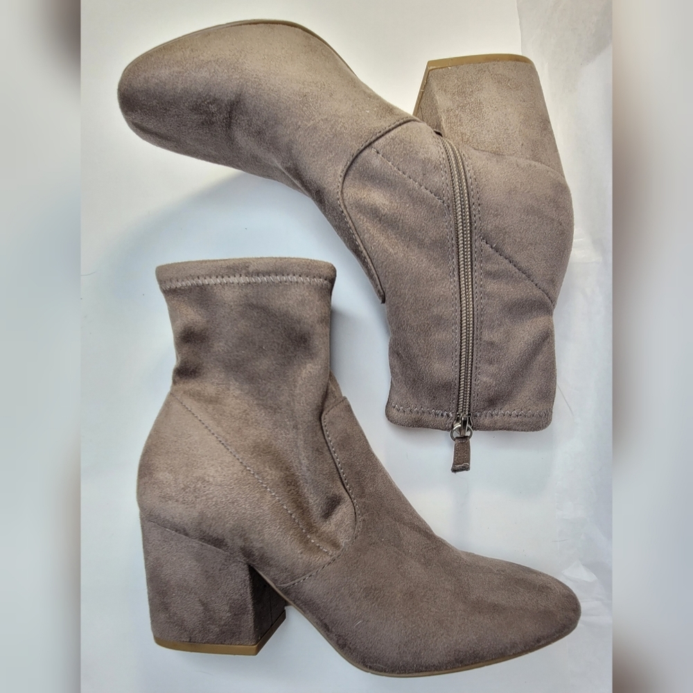 Steve Madden Iberia Sock Booties